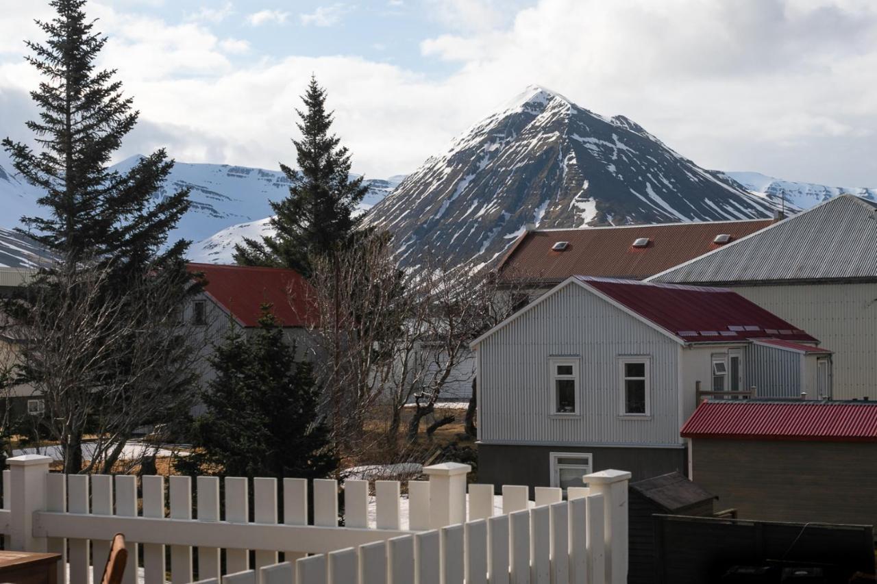 Hotel Siglunes Siglufjordur Exterior foto