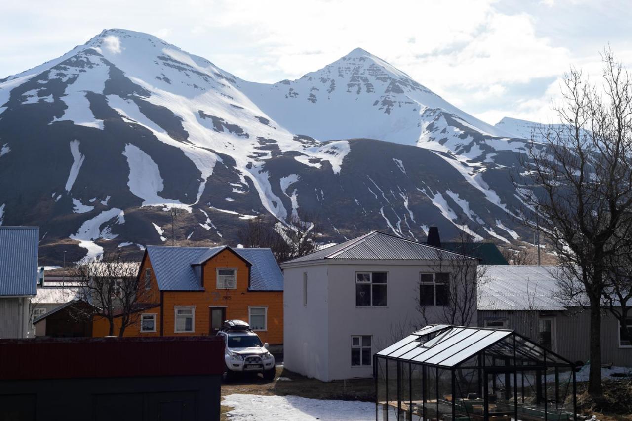 Hotel Siglunes Siglufjordur Exterior foto