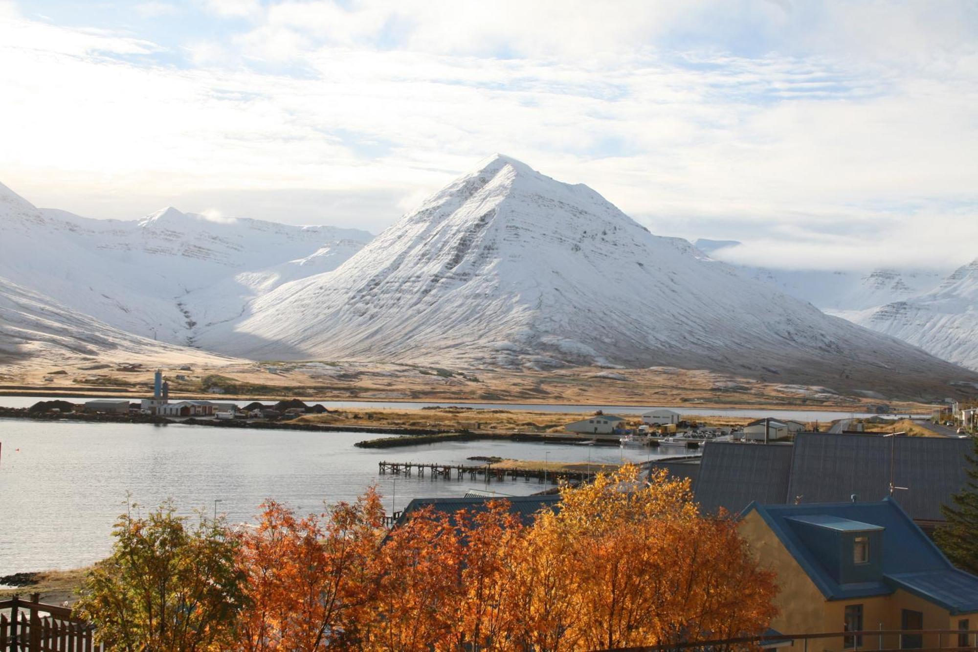 Hotel Siglunes Siglufjordur Exterior foto